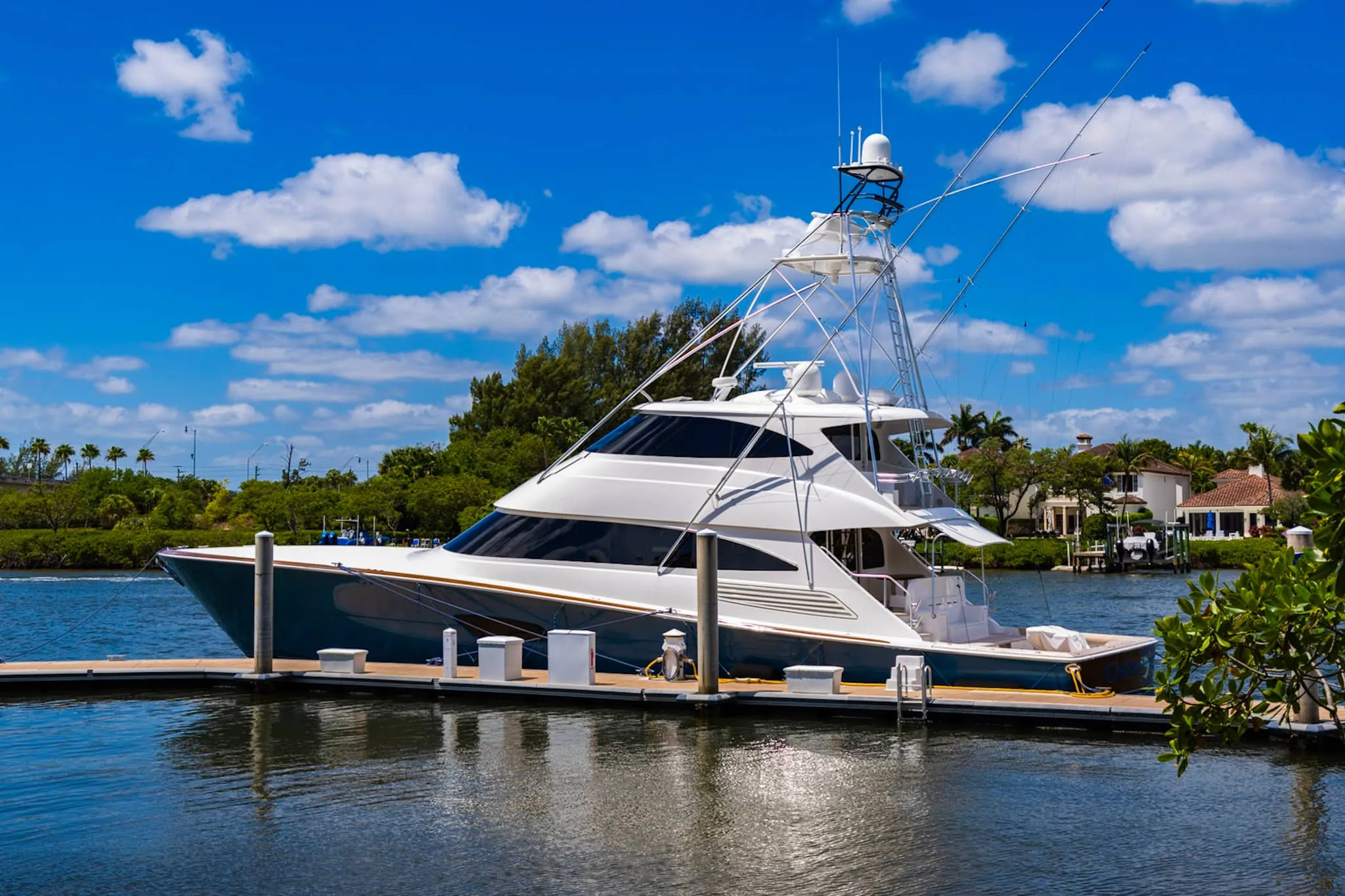 Sport-fishing yacht in Jupiter, Florida